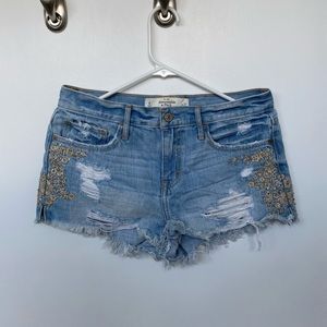 Abercrombie shorts with side beading